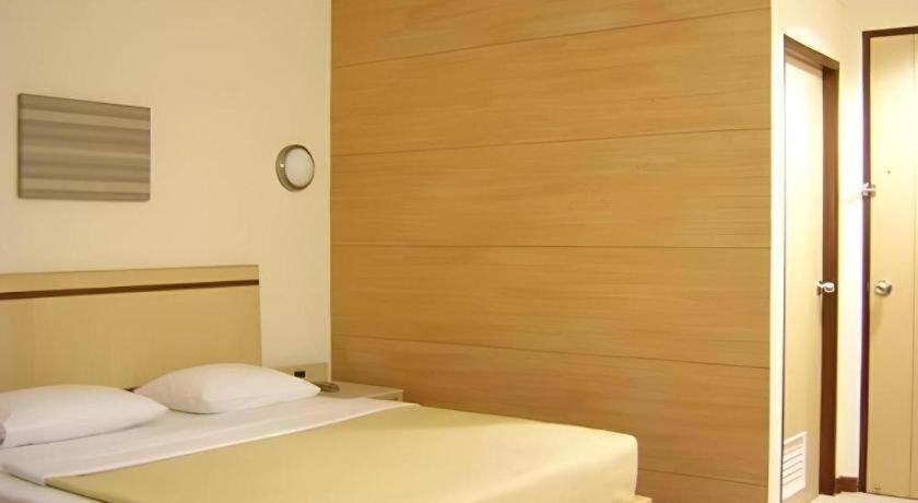 Gajahmada Avara Boutique Hotel Pontianak Eksteriør bilde